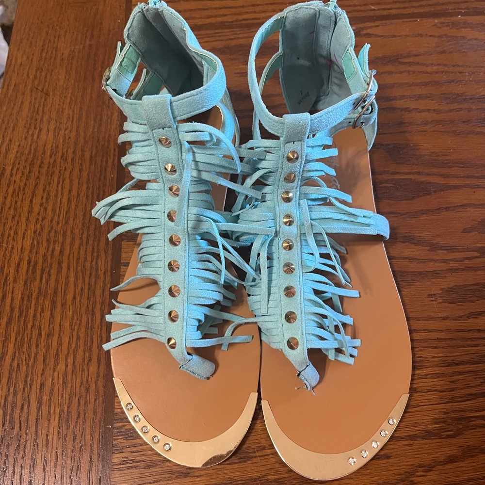 Women’s sandals size 9